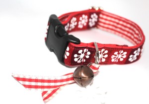 Scrufts' Snowfall Limited Edition Festive Dog Collar